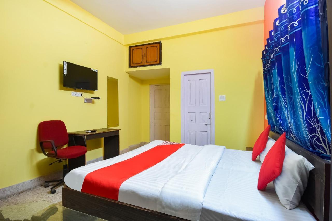 Hotel Oyo 60595 Happy Hut Kolkata